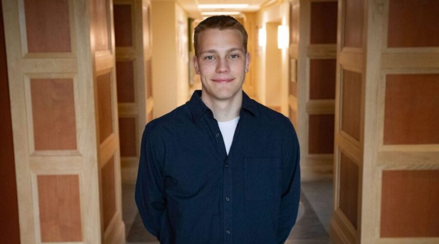 StFX student named 1 of 10 winners of national scholarship