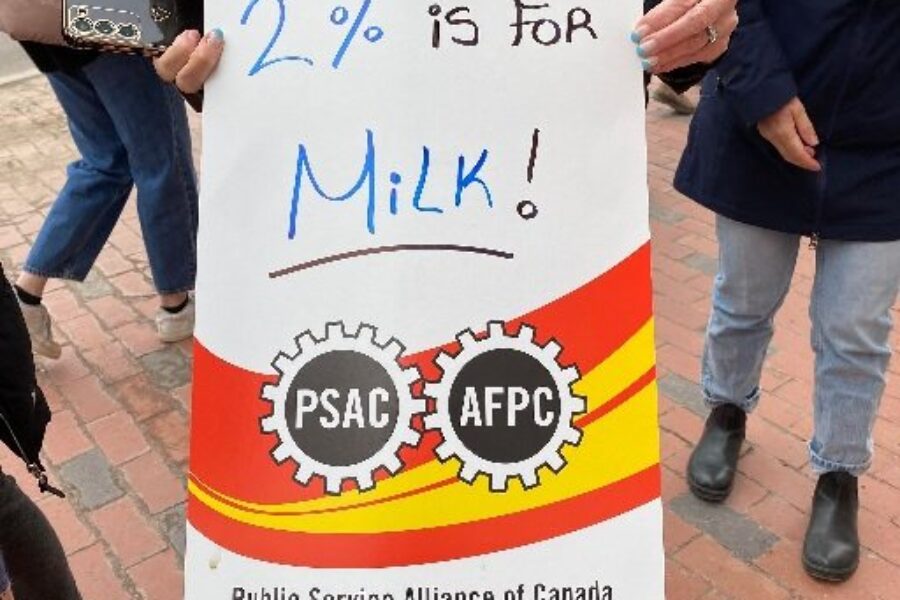 Government of Canada approves collective agreements for PSAC workers