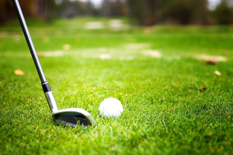 Free program encouraging kids to golf