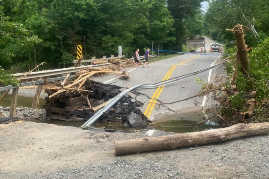 Rushton thanks first responders after floods