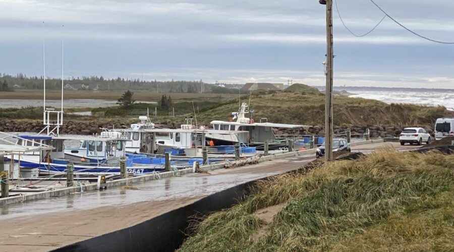 Liberals say fire aid funding for lobster fishermen is barely a drop in the bucket