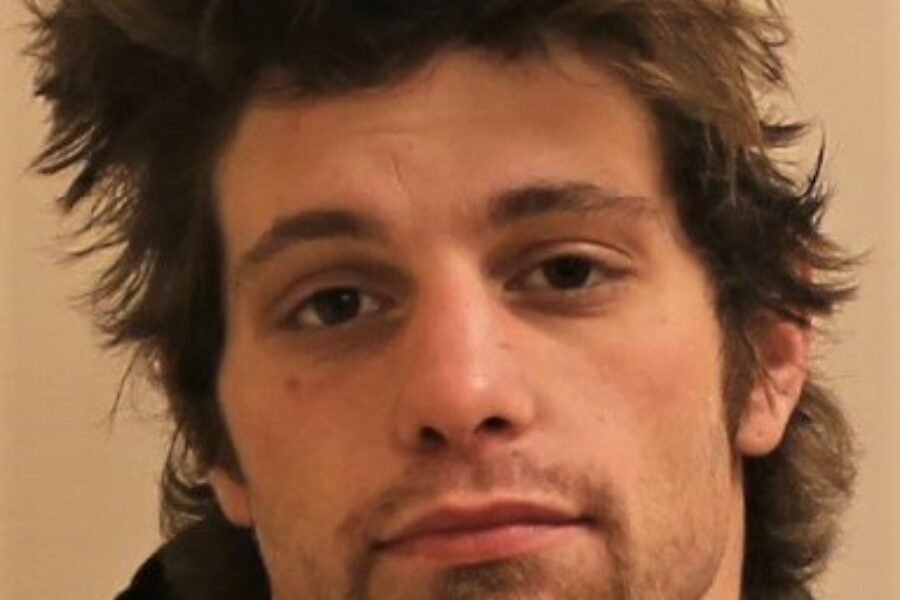 Valley man wanted under province-wide arrest warrant