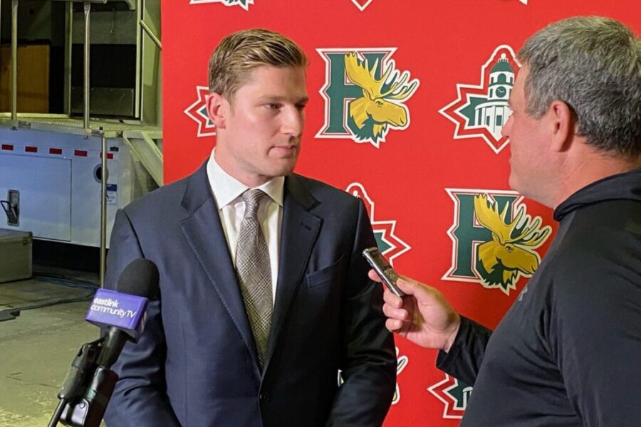 Mooseheads retire Nathan MacKinnon’s jersey to kick off 30th season