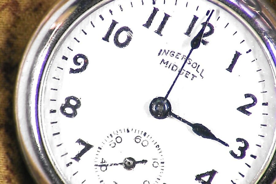 Widespread effects of time change, says psychology professor