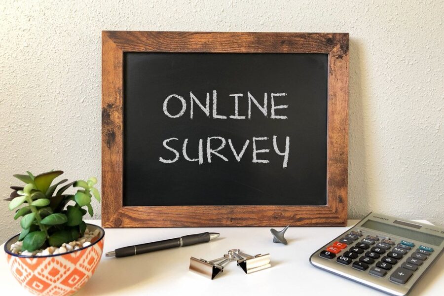 Majority of Canadians personally optimistic for 2024: poll