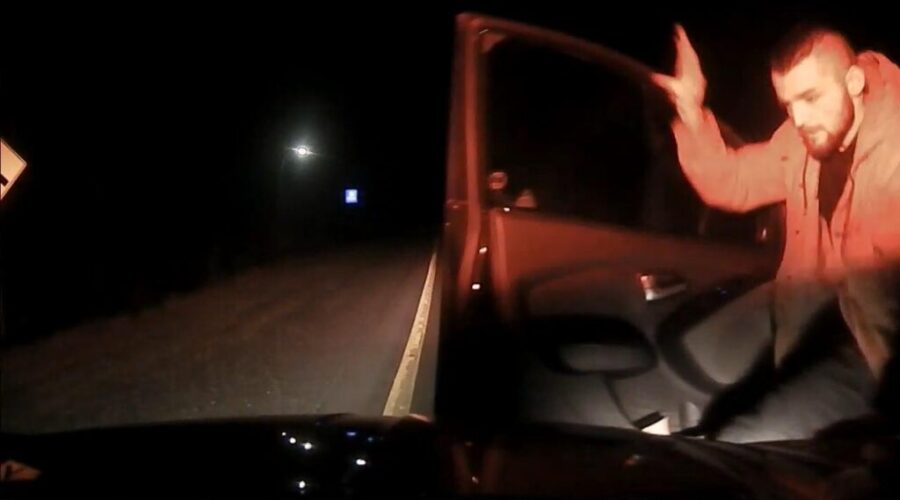 RCMP search for suspect who allegedly drove over officer’s foot