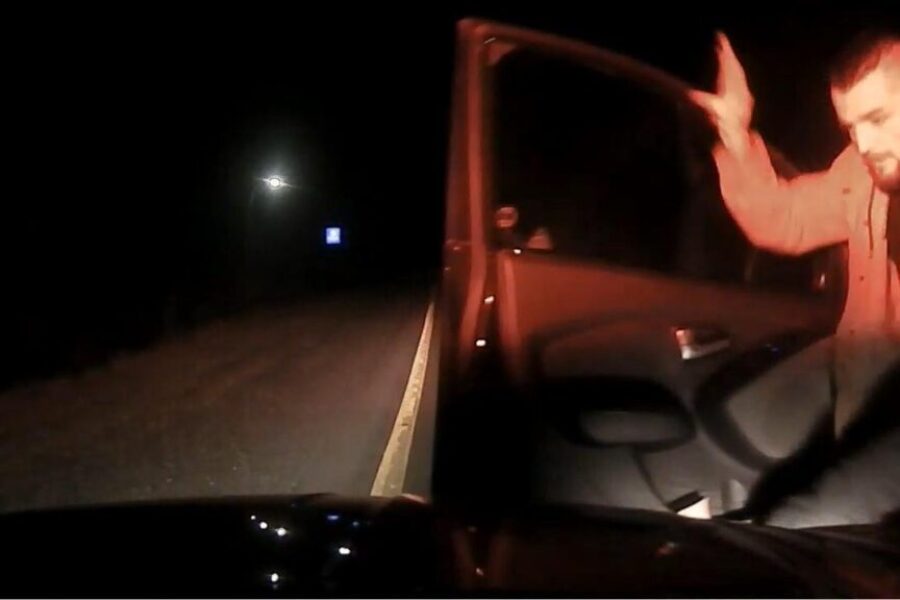 RCMP search for suspect who allegedly drove over officer’s foot