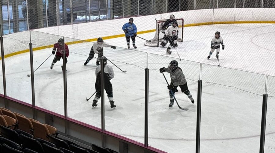 SAERC returns to girls hockey after 15 years