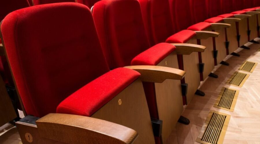 You can apply to be a seat filler at the JUNO awards!