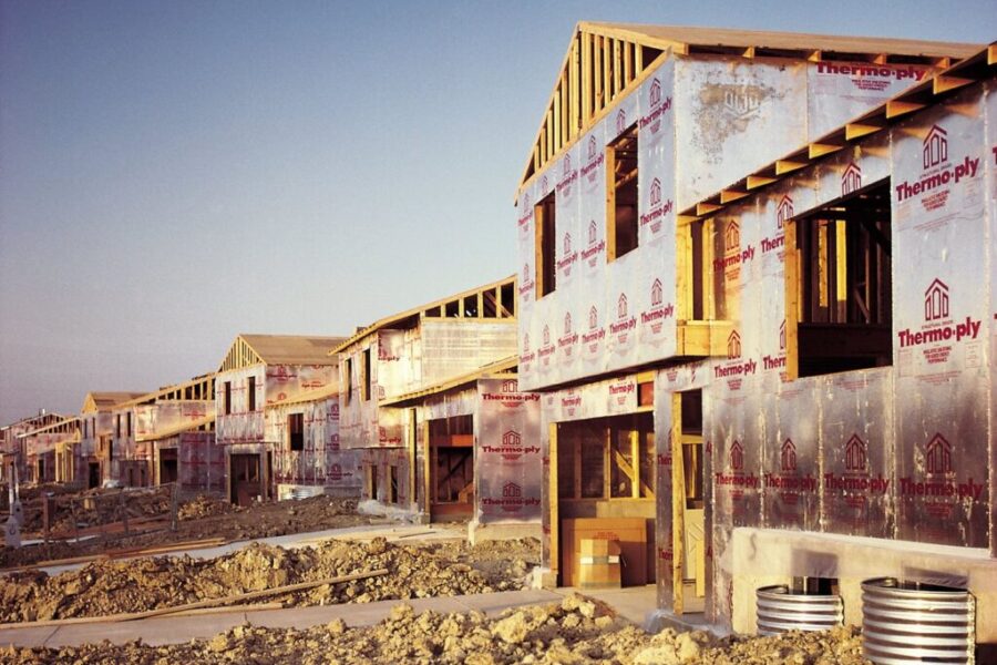 Annual pace of housing starts fall 7% in March