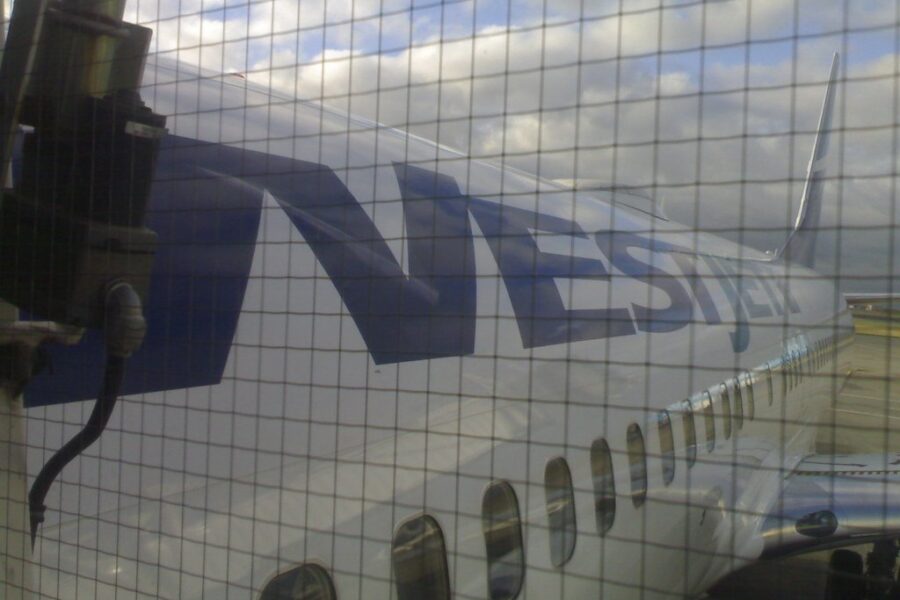 WestJet cancels flights in advance of possible maintenance staff strike