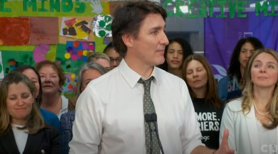 Feds say new school lunch program will save families $800 a year