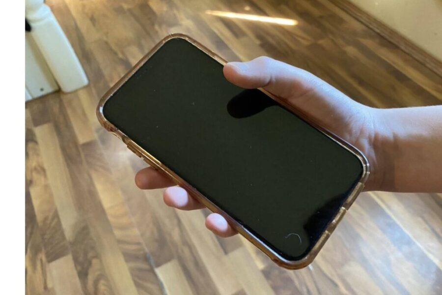 Most in N.S. support classroom cellphone ban: poll