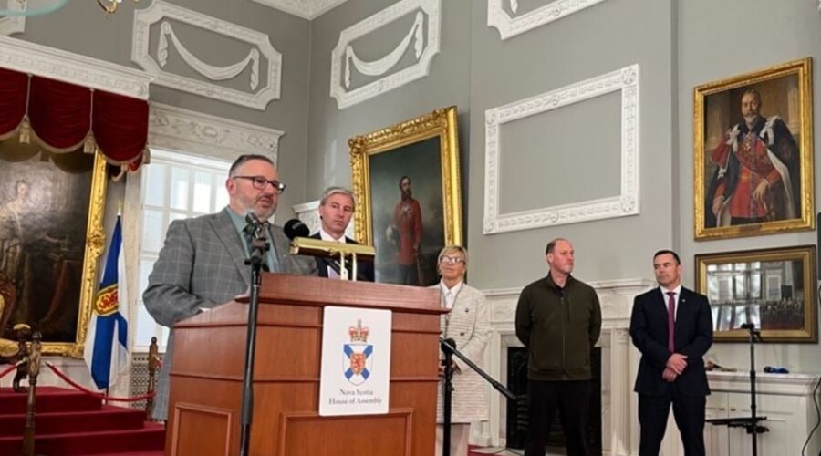 N.S. Liberals accuse MLA Tilley of data breach prior to crossing floor