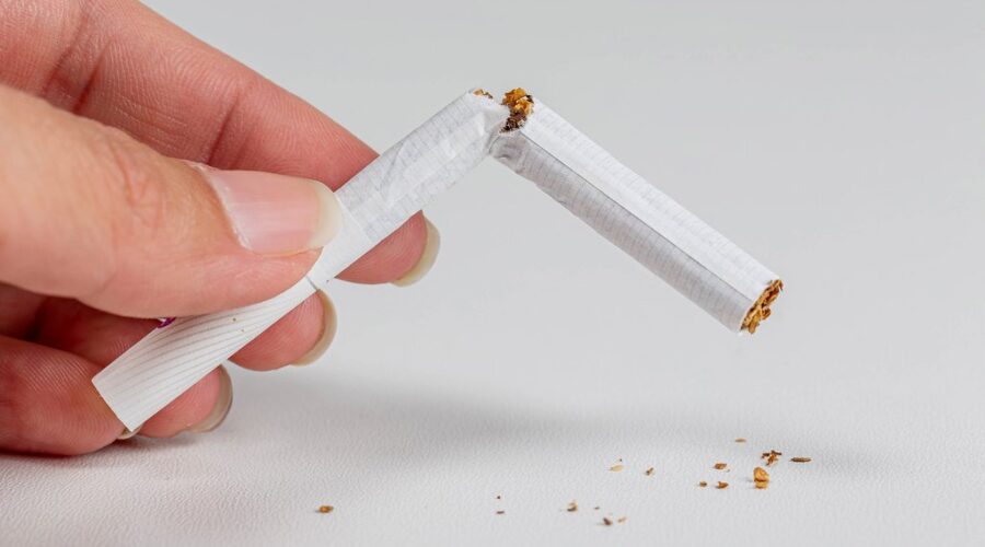 Number of Canadian cigarette smokers continues to drop