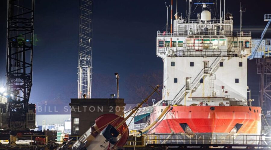 Theodore Too tugboat partially sinks in Ontario