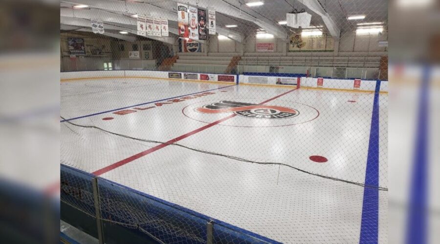 ‘Forever grateful’, P.E.I. hockey group rallies for Sackville Arena in Kraft Hockeyville