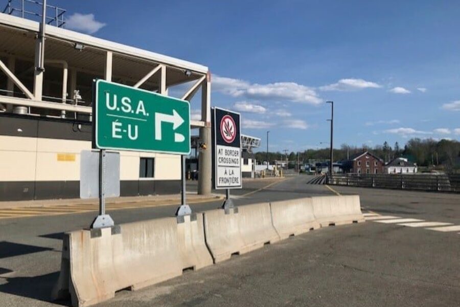 Drop in border crossings amid Canada-U.S. trade war