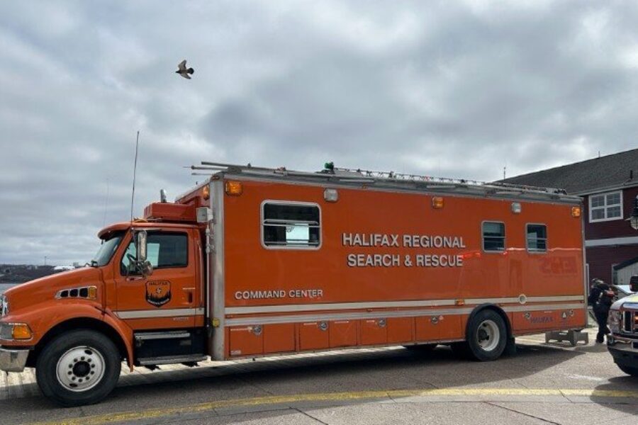 Search for man underway after boat capsizes in lake north of Dartmouth