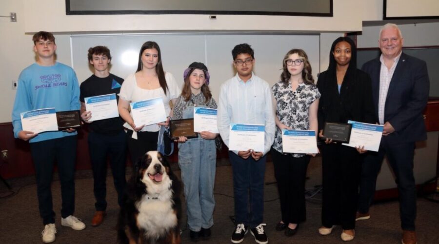 3 students win entrepreneurial award in N.S.