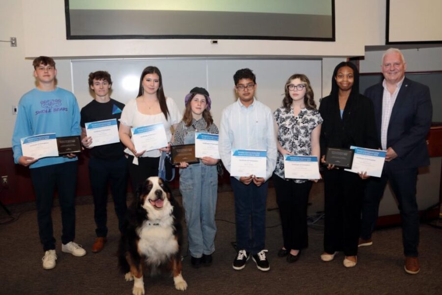 3 students win entrepreneurial award in N.S.