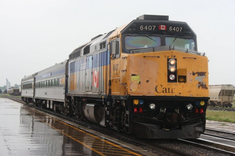 Talks break off between VIA Rail, Unifor