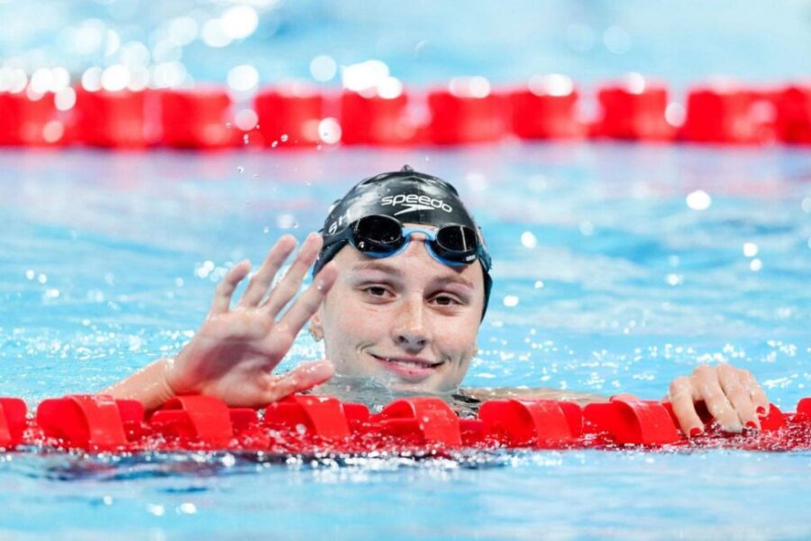 Canadian swimmer sets two world records in three days