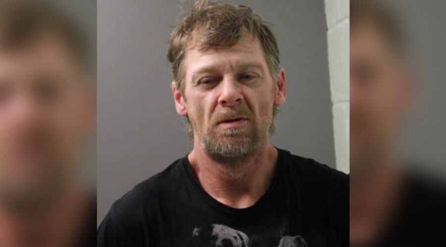 UPDATE: Vehicle seized, RCMP continue search for man wanted on province-wide warrant