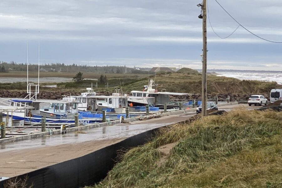 Nova Scotia Fisheries Minister presses federal counterpart on illegal fishing, trade, and funding renewal