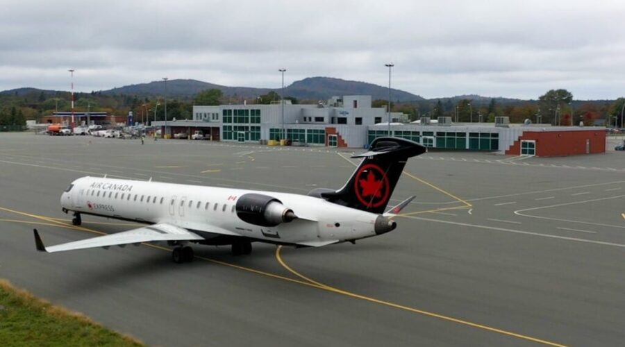Air Canada flight attendants voting begins on tentative deal