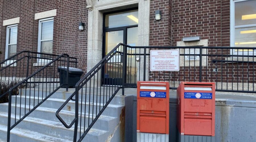 Canada Post, CUPW resume negotiations after delay