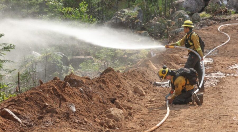 Long Lake wildfire size grows, containment efforts continue