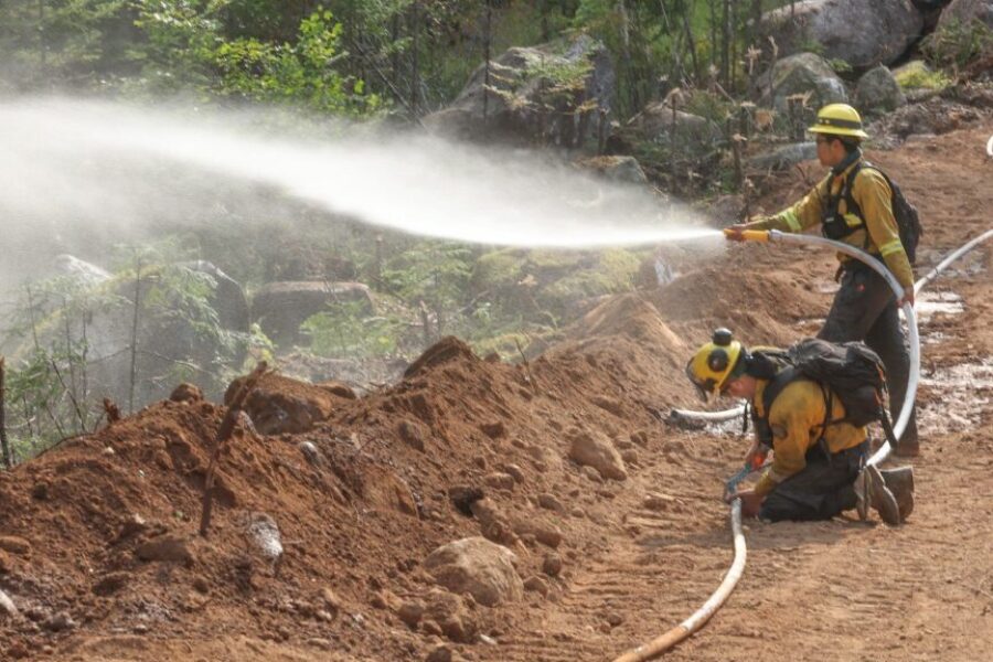 Long Lake wildfire size grows, containment efforts continue
