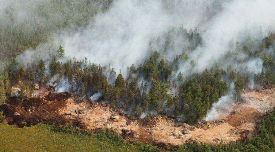 Updated: Strong winds fuel Long Lake wildfire forcing more evacuations twice, Sunday