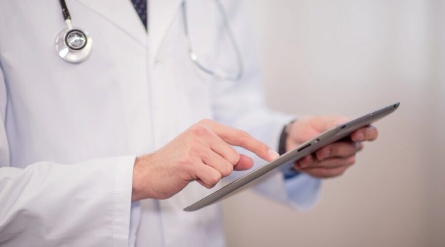 Family doctor waitlist drops about 3,800 through August