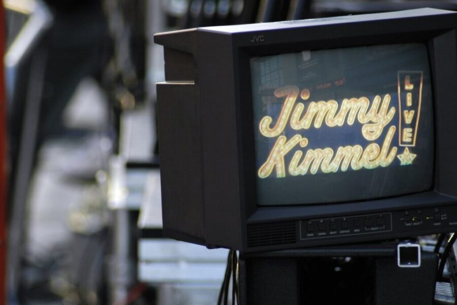 Kimmel returns to ABC, clarifies comments on Kirk murder