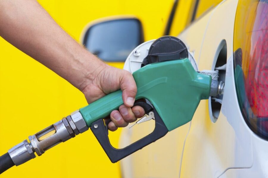Gas prices fall 2 cents, diesel stays the same
