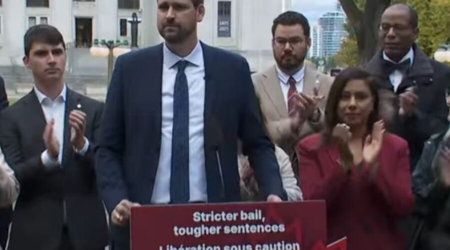 Federal government announces sweeping bail and sentencing reforms