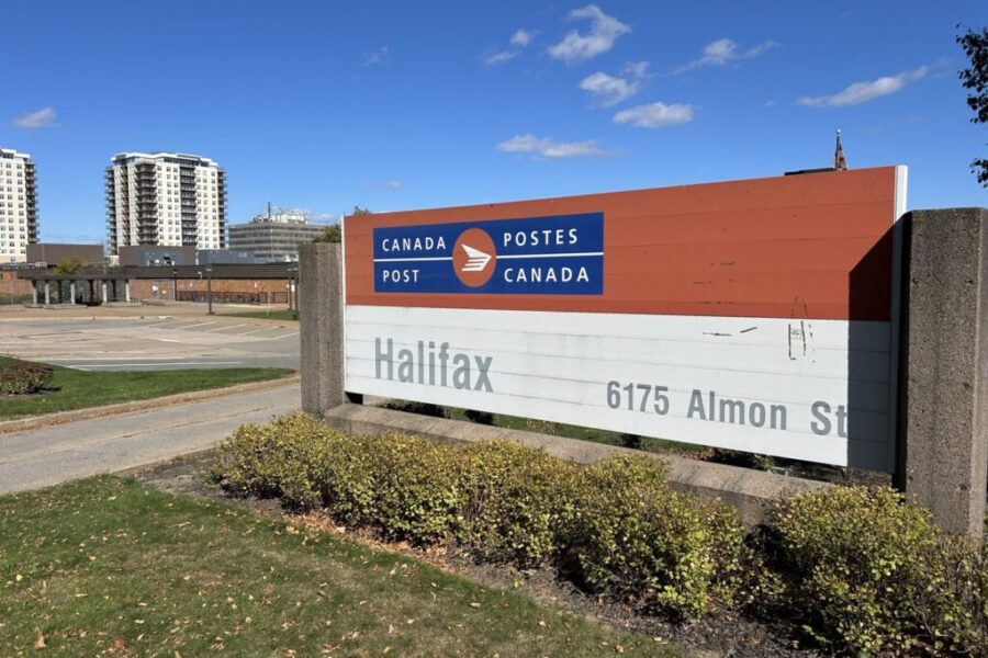 Canada Post says most workers returning but expect more delays