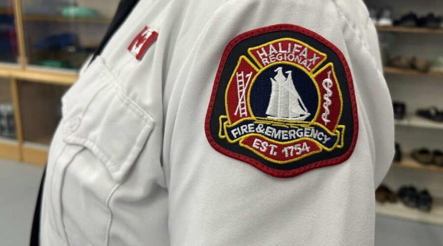 UPDATE: Mackay Bridge reopens after vehicle fire