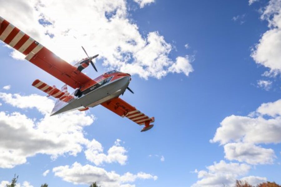 Lake George fire grows slightly overnight, still out of control at 250 hectares