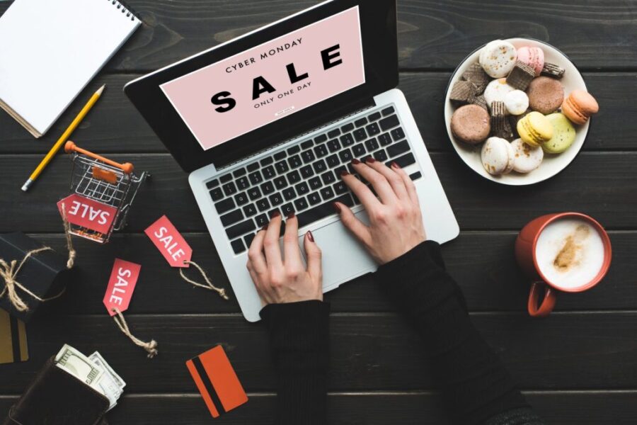 Tips to keep from getting scammed this holiday season
