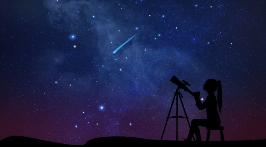 Geminids meteor shower glows bright