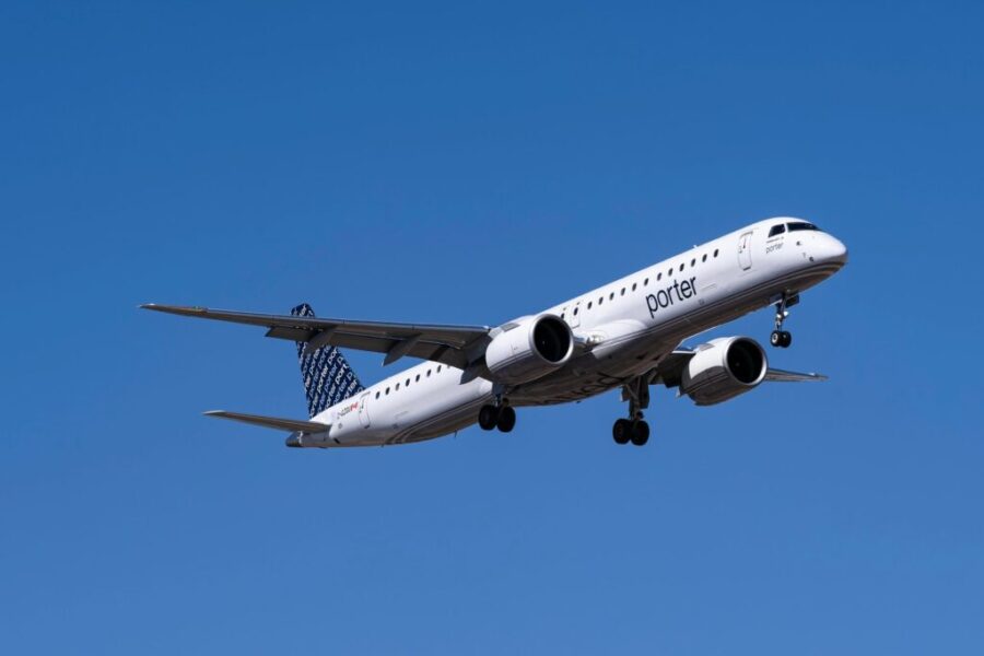 Porter Airlines dispatchers vote strike after stalled talks