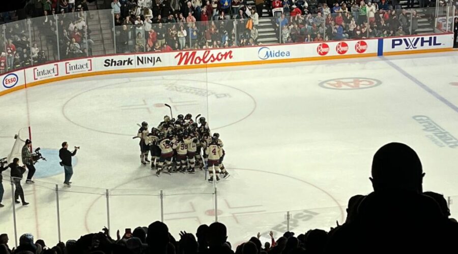 Victoire defeat Sceptres in thrilling PWHL game in Halifax
