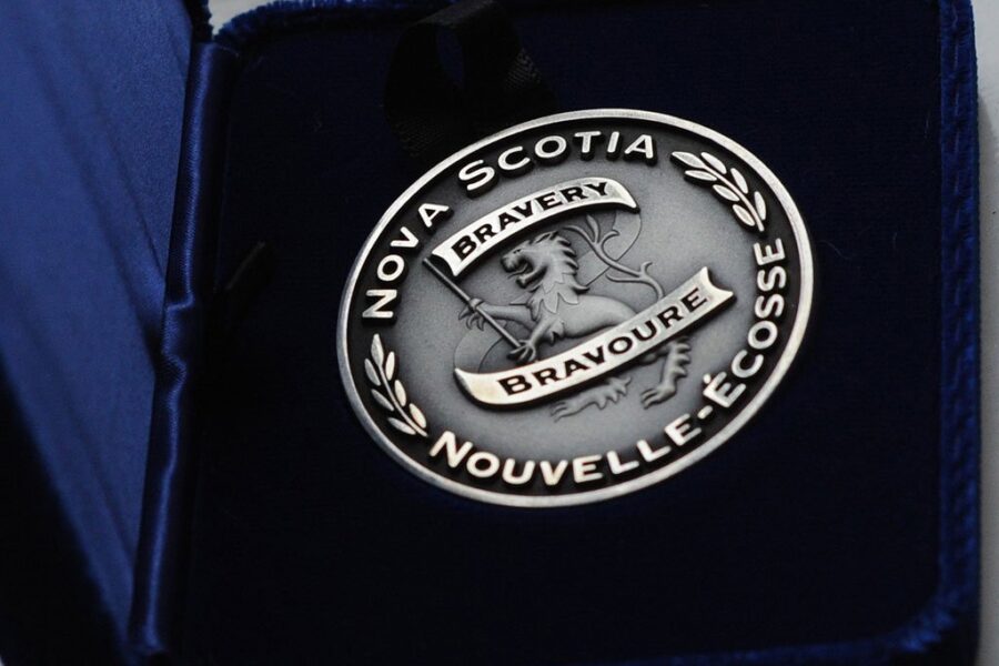 Four Nova Scotians presented with provinces top award for bravery