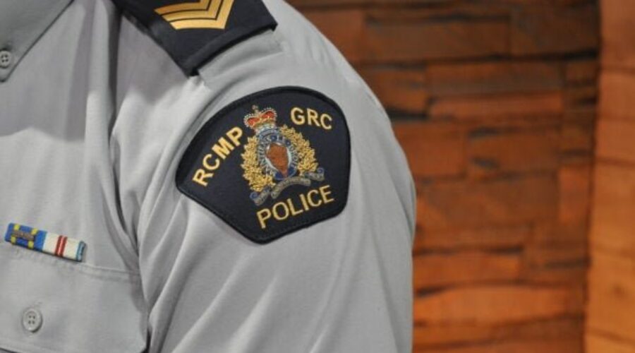 Queens County man charged after pretending to be RCMP, alleged truck theft