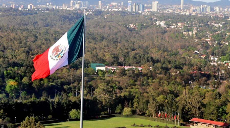 Canadians in Mexico urged to register with government as unrest continues