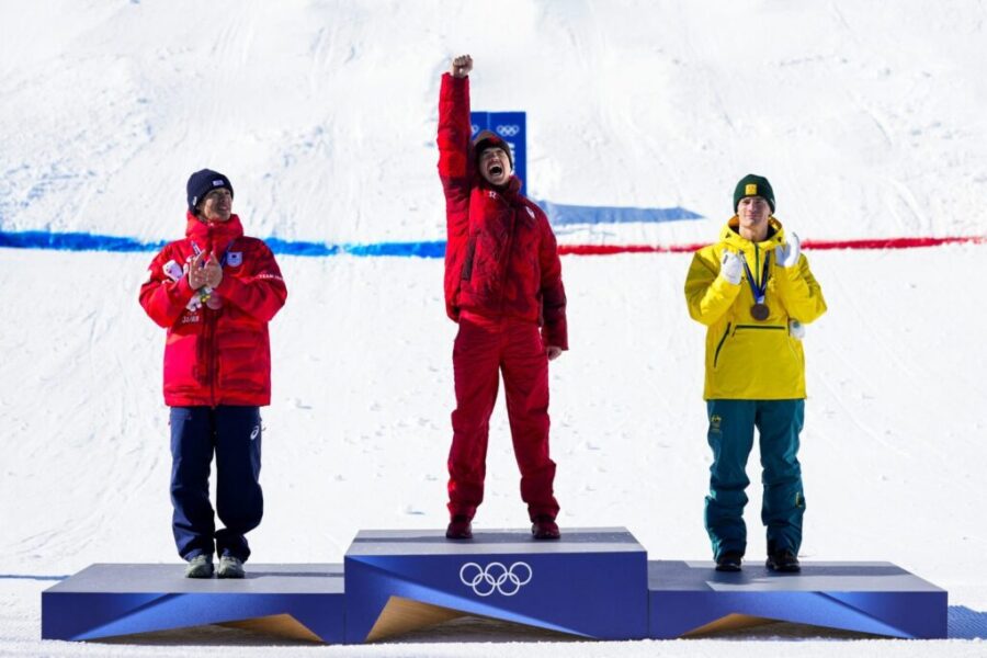 Canada nabs first gold of 2026 Olympics