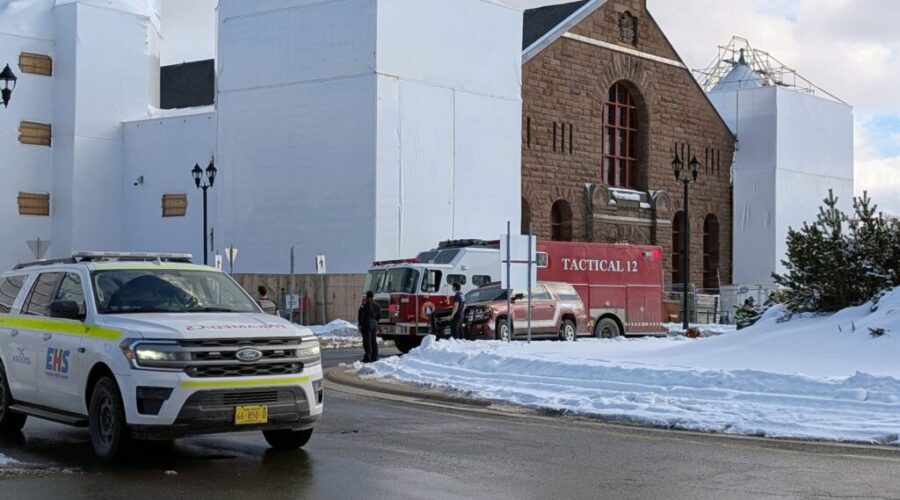 UPD: Fire out at historic Halifax Armoury; roads reopen to traffic